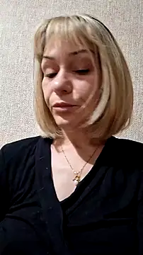 Snapshot of MissKryss chatting on 03-05-26, 02:19 MissKryss online show from 03-05-26, 02:19