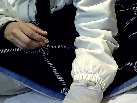 KiaraDoll002 online show from 01-09-26, 03:08