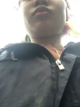 Minhkhue121 online show from 01-17-26, 02:59