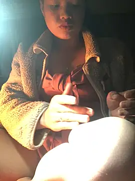 Minhkhue121 online show from 01-18-26, 02:04