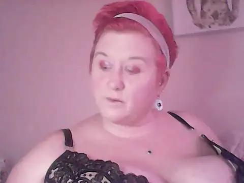 BustyRedxx online show from 03-17-26, 11:24