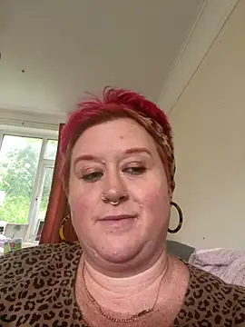 Snapshot of BustyRedxx chatting on 06-07-26, 04:23 BustyRedxx online show from 06-07-26, 04:23