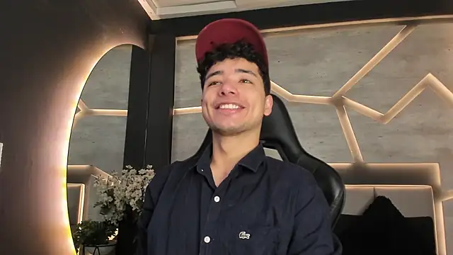 Matt Wolf  online show from 01-11-26, 01:18