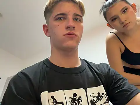 foxandbunny1 online show from 01-10-26, 06:14