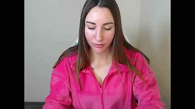 Snapshot of cammila_horn chatting on 03-02-26, 06:25 cammila horn online show from 03-02-26, 06:25