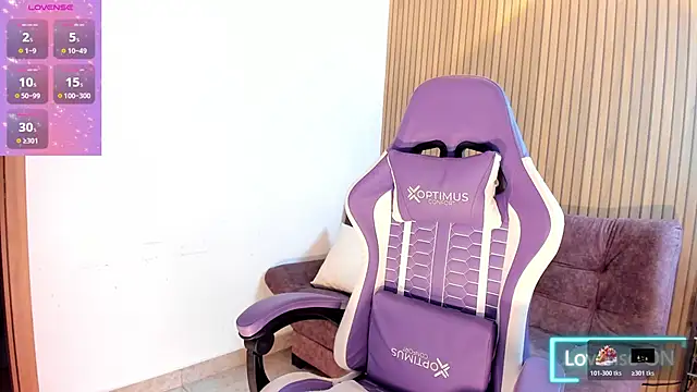 Snapshot of miacoxx_34 chatting on 01-14-26, 09:13 miacoxx 34 online show from 01-14-26, 09:13