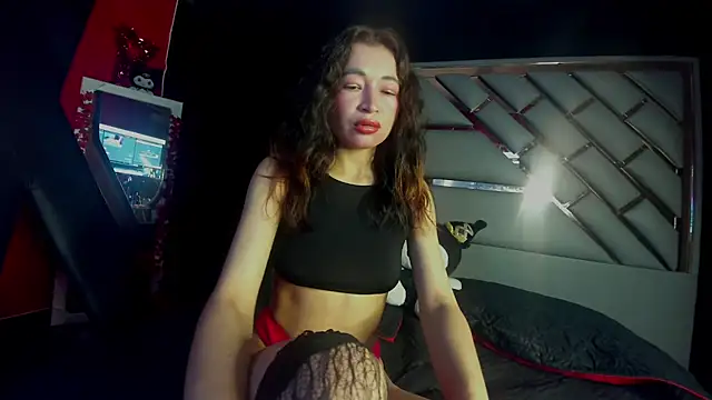 Clarita Hill online show from 03-09-26, 07:39