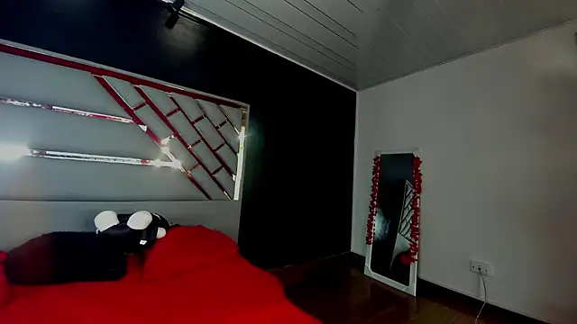 Clarita Hill online show from 03-20-26, 09:16