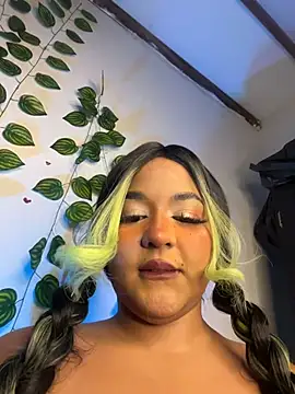 Isabella Belmont online show from 02-19-26, 04:42