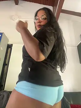 Isabella Belmont online show from 02-12-26, 08:08