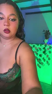 Isabella Belmont online show from 05-15-26, 07:50