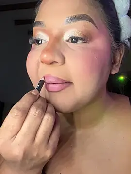 Isabella Belmont online show from 03-18-26, 06:05