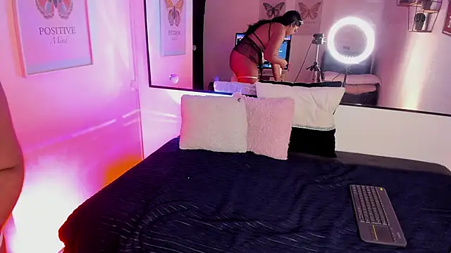 Isabella Belmont online show from 01-06-26, 09:19