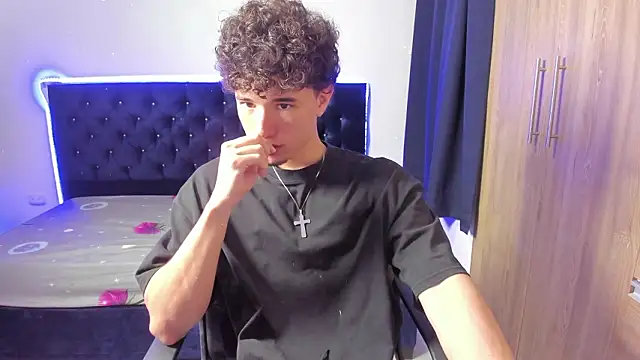 Snapshot of jean_burns chatting on 02-11-26, 07:47 jean burns online show from 02-11-26, 07:47