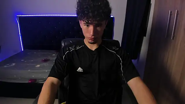 Snapshot of jean_burns chatting on 02-28-26, 08:08 jean burns online show from 02-28-26, 08:08