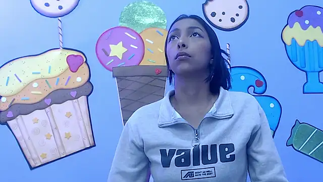 Snapshot of skinnysexzara18 chatting on 01-15-26, 01:42 skinnysexzara18 online show from 01-15-26, 01:42