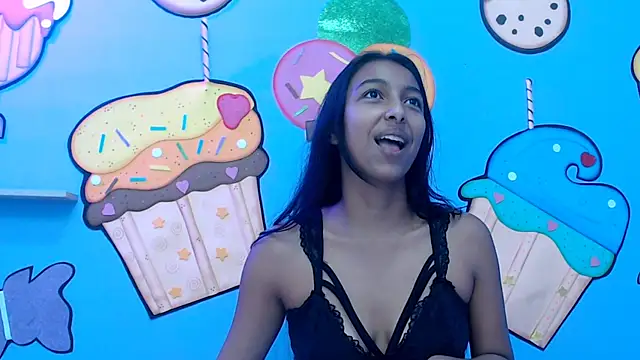 skinnysexzara18 online show from 02-08-26, 01:25