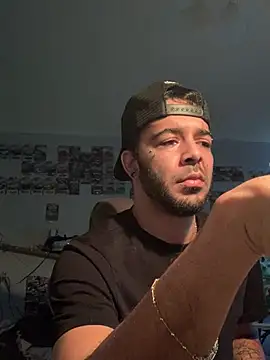 Snapshot of PRBoricua787 chatting on 06-17-26, 02:49 PRBoricua787 online show from 06-17-26, 02:49