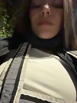 TaylorrHill online show from 03-08-26, 02:04