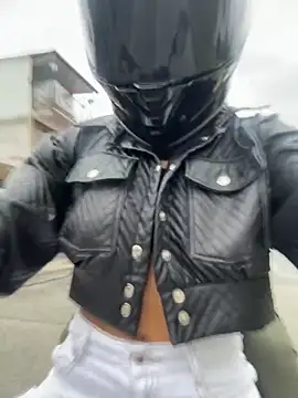 TaylorrHill online show from 04-11-26, 07:50