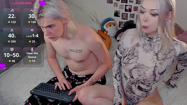 SweetheartsFriends online show from 06-17-26, 10:19