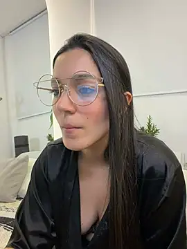 Snapshot of EVA_WILD1 chatting on 02-12-26, 01:05 EVA WILD1 online show from 02-12-26, 01:05