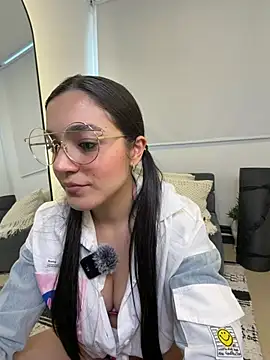 Snapshot of EVA_WILD1 chatting on 02-17-26, 09:23 EVA WILD1 online show from 02-17-26, 09:23