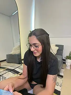 Snapshot of EVA_WILD1 chatting on 02-21-26, 08:33 EVA WILD1 online show from 02-21-26, 08:33