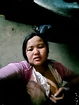 Snapshot of valerle chatting on 01-10-26, 03:35 valerle online show from 01-10-26, 03:35