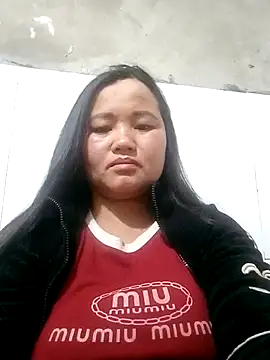 Snapshot of valerle chatting on 01-07-26, 05:23 valerle online show from 01-07-26, 05:23