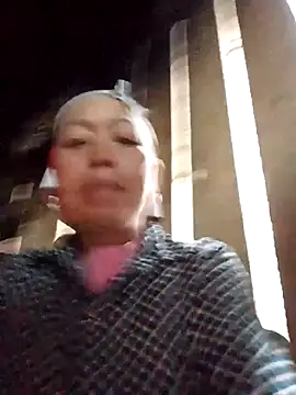 Snapshot of Agnes-baby chatting on 01-15-26, 01:20 Agnes-baby online show from 01-15-26, 01:20