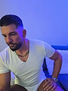 Angelo 33 online show from 02-06-26, 08:05