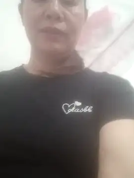 Snapshot of Lika_mec chatting on 05-15-26, 04:38 Lika mec online show from 05-15-26, 04:38