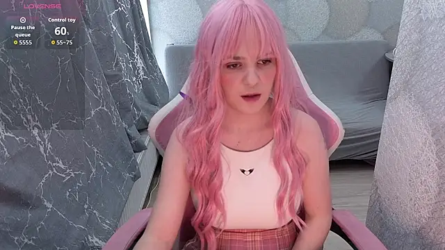 Snapshot of Mistress-Stella chatting on 03-03-26, 03:35 Mistress-Stella online show from 03-03-26, 03:35