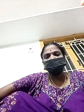 Snapshot of Tamil_Maha69 chatting on 05-01-26, 04:45 Tamil Maha69 online show from 05-01-26, 04:45