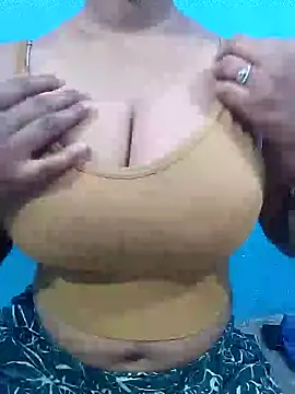 hot ashiya online show from 06-25-26, 01:47