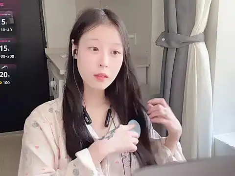 Snapshot of Hanhan-MM chatting on 01-08-26, 07:58 Hanhan-MM online show from 01-08-26, 07:58