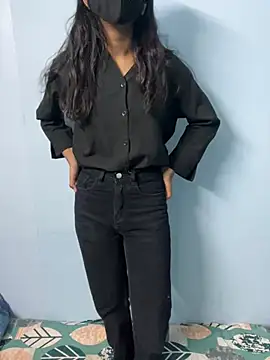 HotxAnamika online show from 03-01-26, 04:23