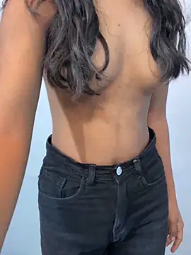 HotxAnamika online show from 03-06-26, 03:56