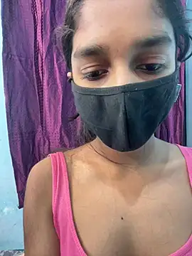 HotxAnamika online show from 02-11-26, 10:04