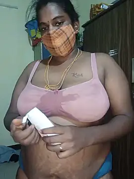 Snapshot of Milky_Julia chatting on 05-30-26, 04:45 Milky Julia online show from 05-30-26, 04:45