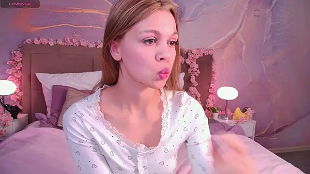 ScarletMarney online show from 02-09-26, 04:43