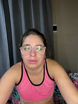 Snapshot of soyanahii chatting on 02-18-26, 08:33 soyanahii online show from 02-18-26, 08:33