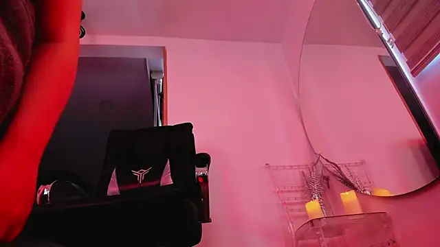 Snapshot of Sweet_lenna chatting on 06-11-26, 12:54 Sweet lenna online show from 06-11-26, 12:54