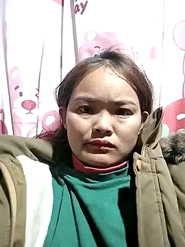 Snapshot of sisweet20 chatting on 01-05-26, 11:30 sisweet20 online show from 01-05-26, 11:30