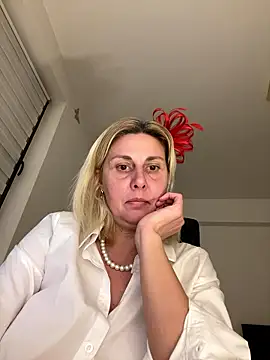 Amelia9798 online show from 01-17-26, 08:56