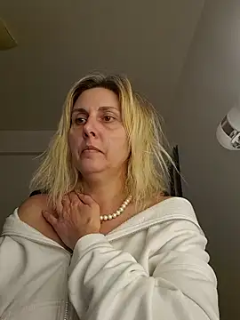 Amelia9798 online show from 03-13-26, 05:18