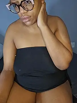Sultrydiva1 online show from 02-16-26, 05:39