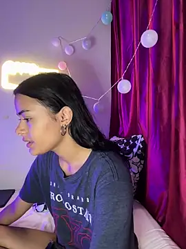 Iam Lyan  online show from 03-01-26, 09:48