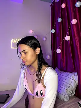 Iam Lyan  online show from 01-17-26, 06:33